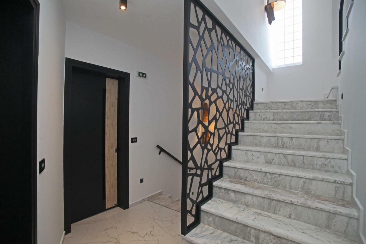 חניוטי Athinais Luxury Apartments מראה חיצוני תמונה